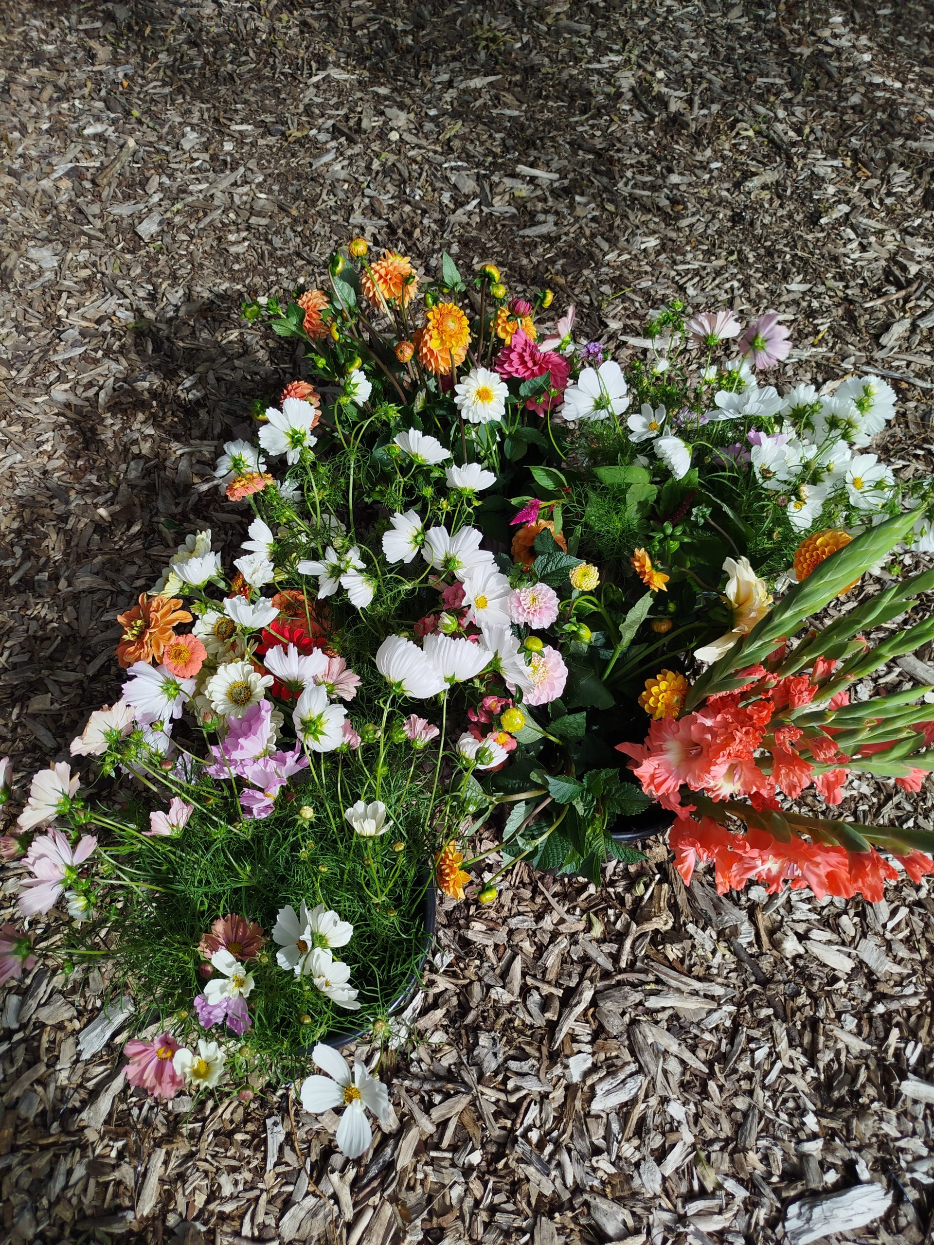 DIY Flower Bucket - Image 3