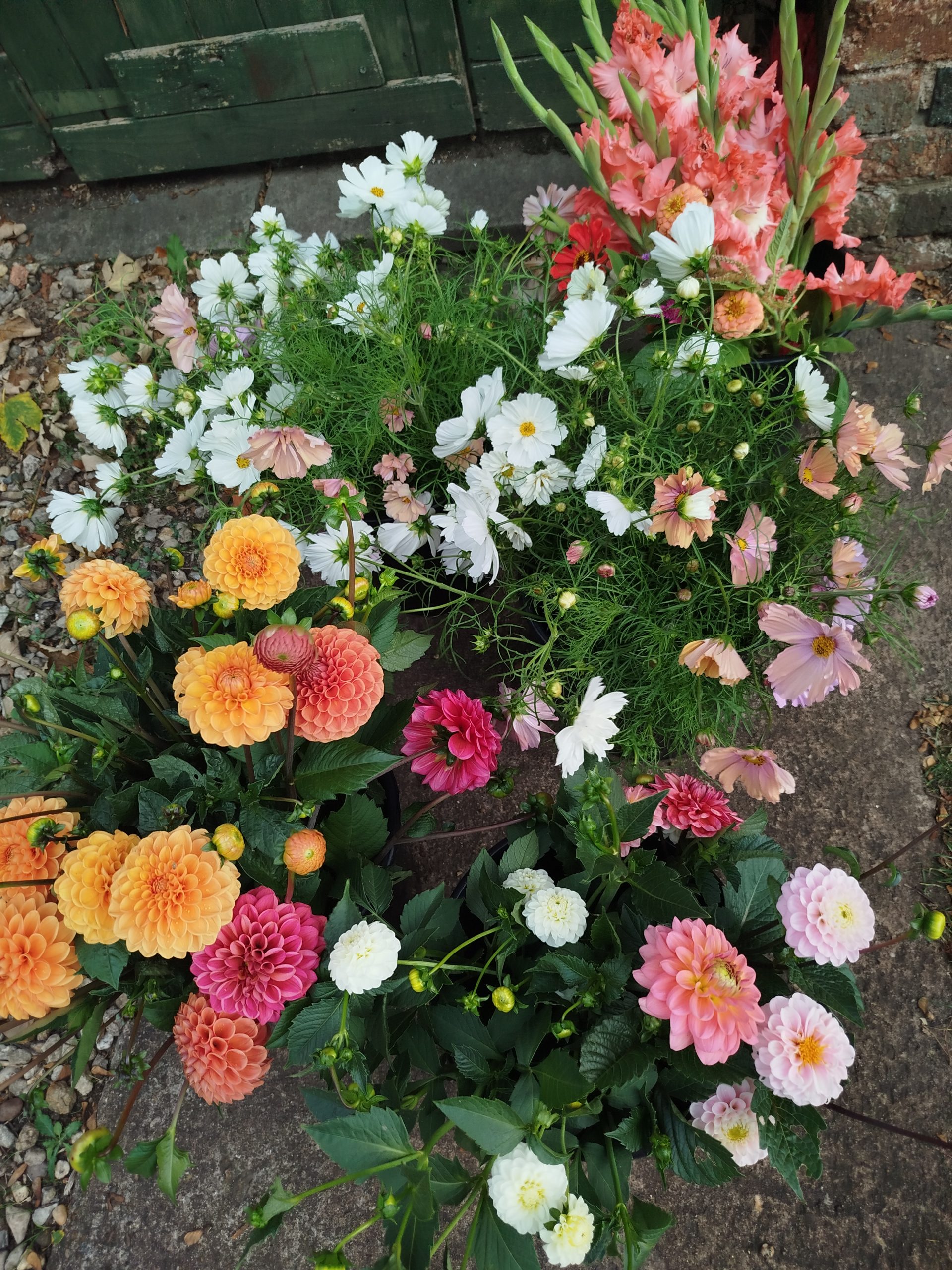DIY Flower Bucket
